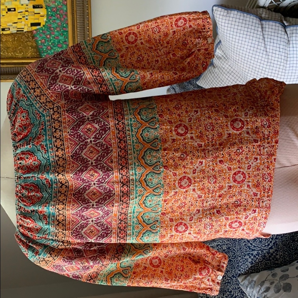 Blouse - Picture 2 of 3
